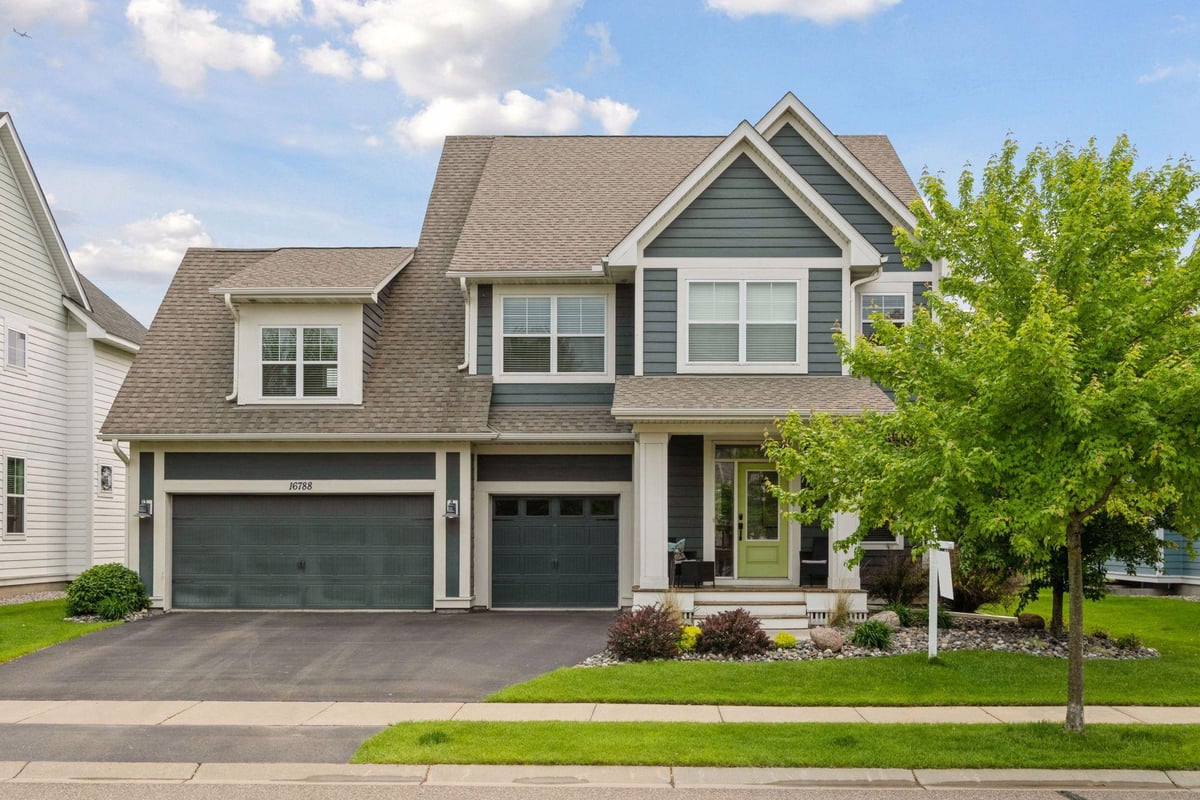16788 Diamonte Path, Lakeville, MN 55044