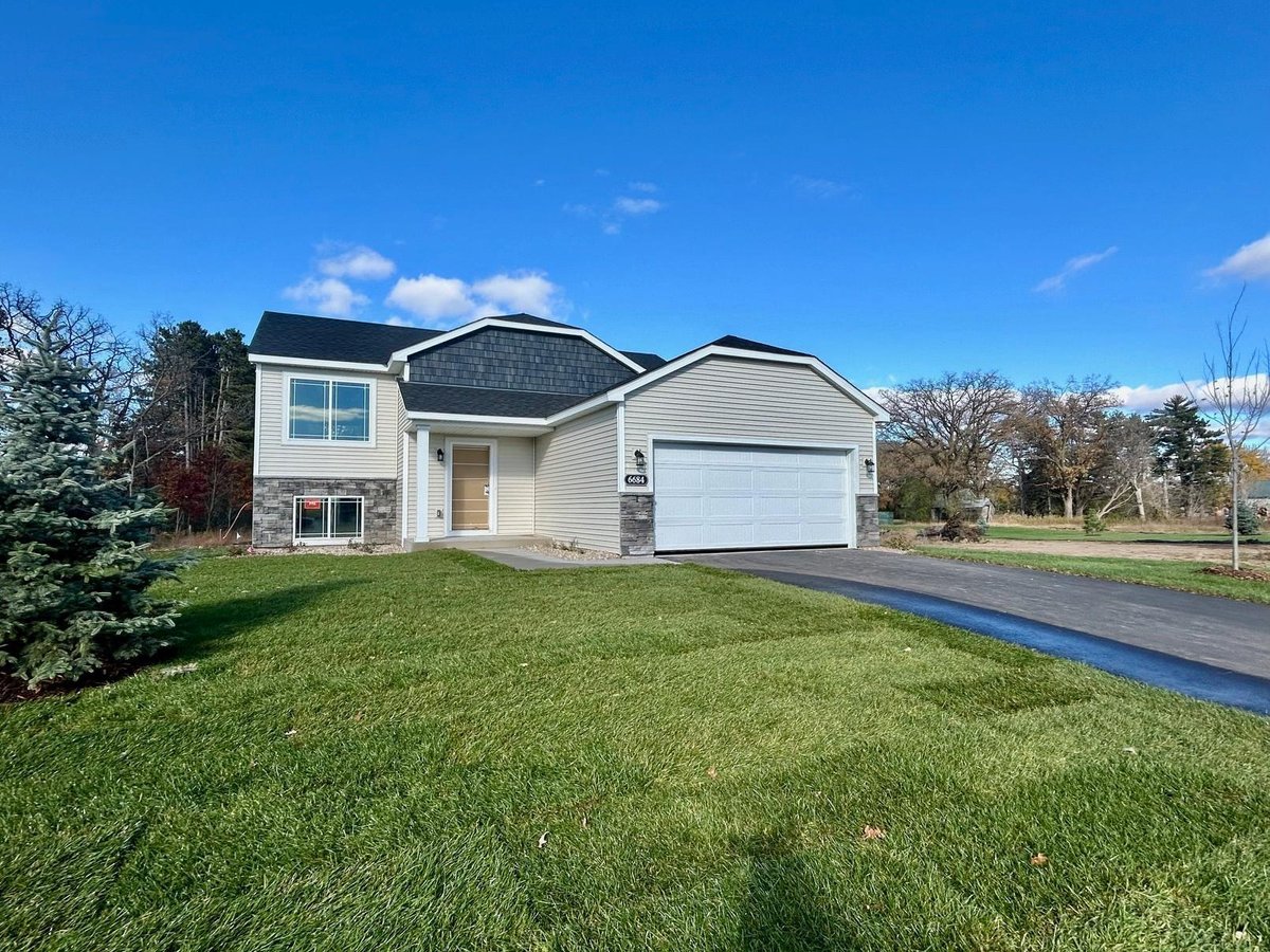 6684 Granby Street, North Branch, MN 55056