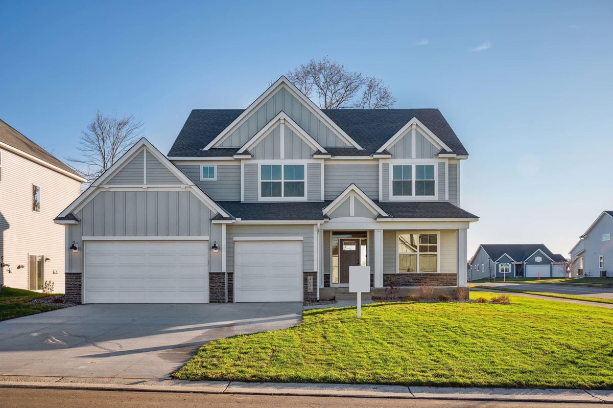 4762 131st CT NE, Blaine, MN 55449