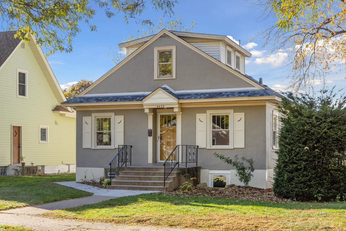 4452 29th Avenue S, Minneapolis, MN 55406