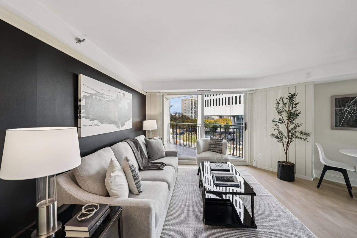 121 Washington Avenue S #318, Minneapolis, MN 55401