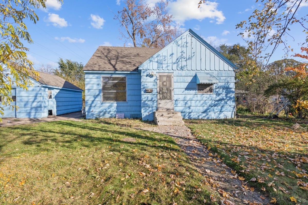 5712 Emerson Avenue N, Brooklyn Center, MN 55430