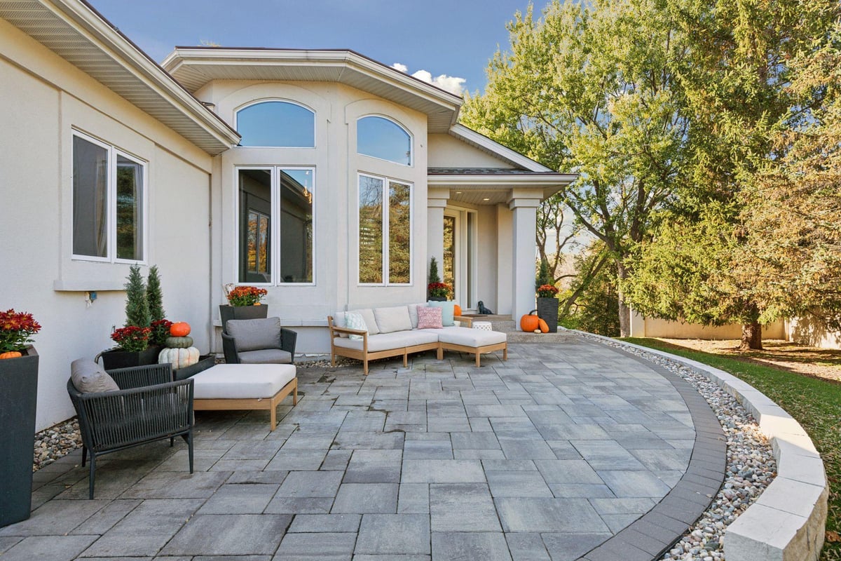 2600 Cedar Green, Minnetonka, MN 55305