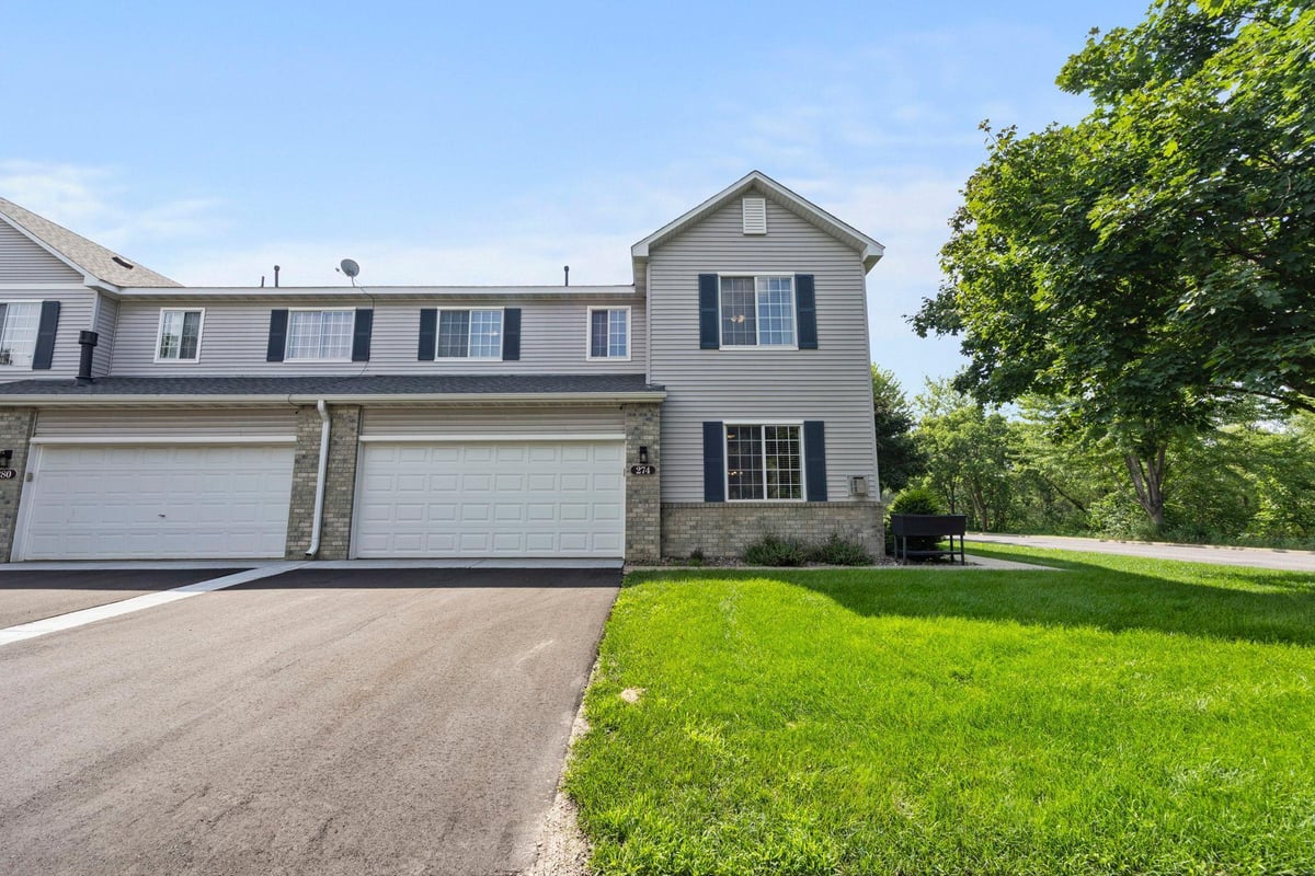274 Tamarack Trail #805, Farmington, MN 55024