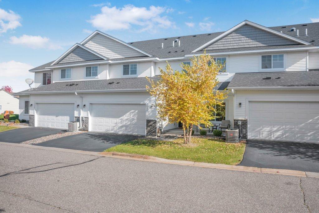 7361 Kalland Circle NE, Otsego, MN 55301