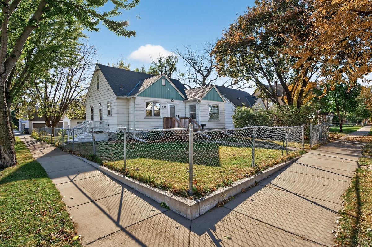 938 Jenks Avenue, Saint Paul, MN 55106