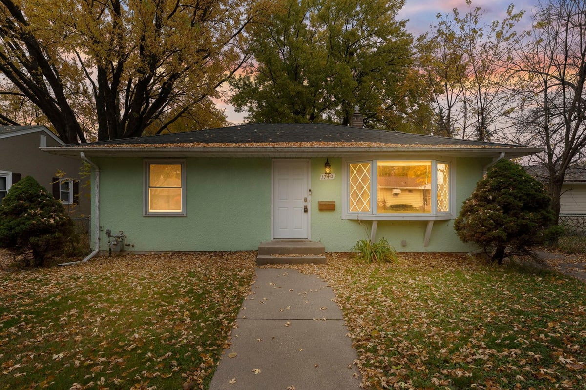 1740 California Avenue E, Saint Paul, MN 55106