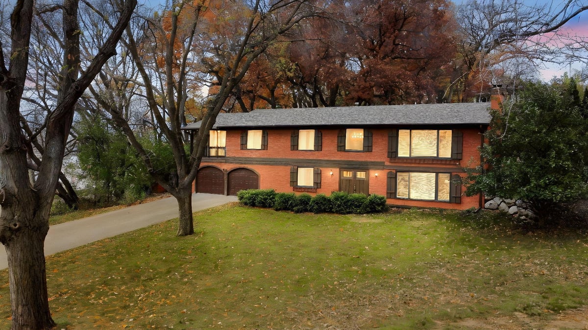 1533 Clare Lane, Wayzata, MN 55391