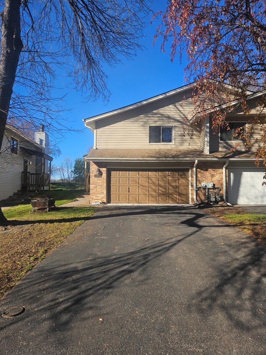 7073 Unity Avenue N, Brooklyn Center, MN 55429