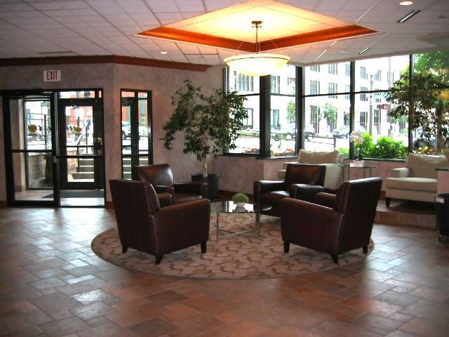 78 10th Street E #1808, Saint Paul, MN 55101