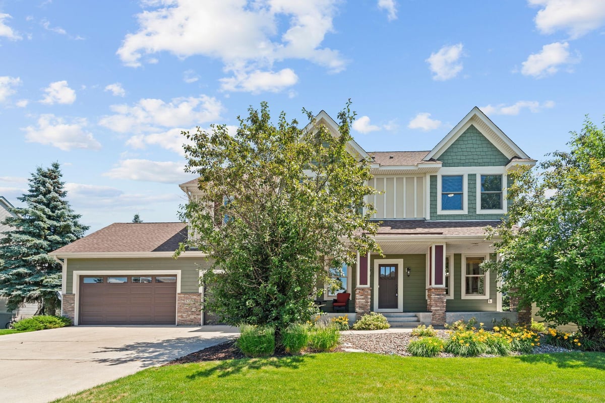 5510 Weston Lane N, Plymouth, MN 55446
