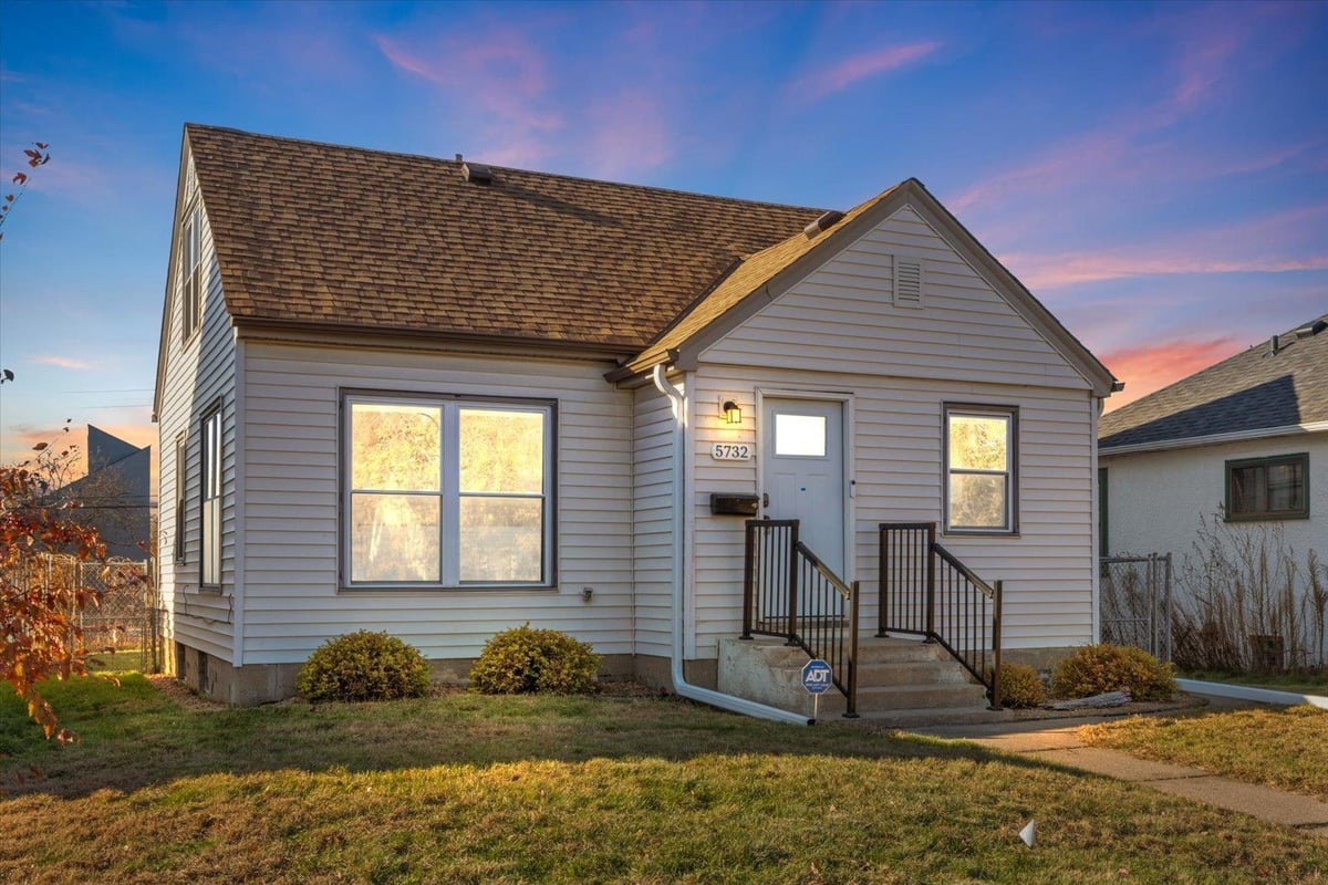 5732 Longfellow Avenue, Minneapolis, MN 55417