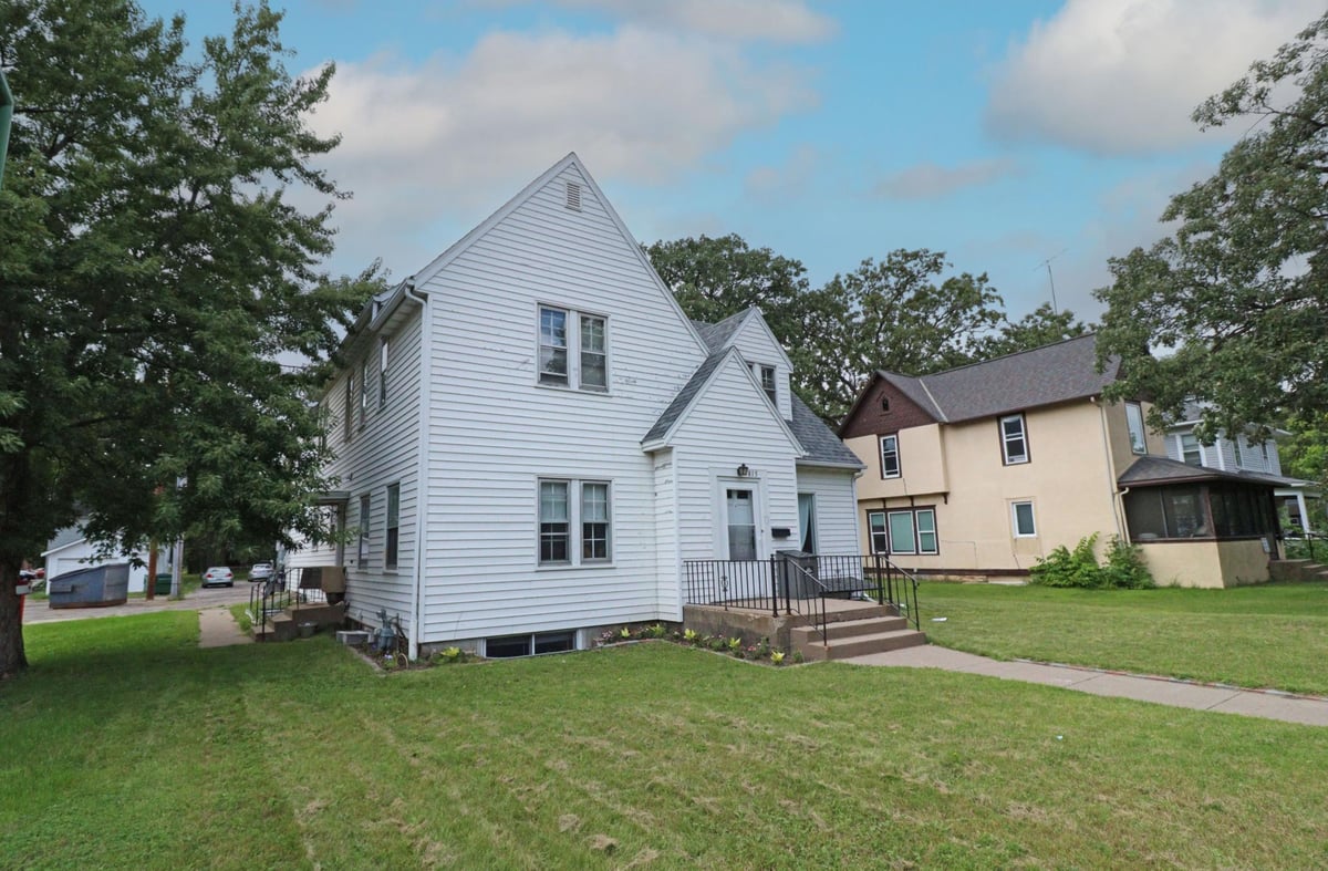 815 5th Avenue S, Saint Cloud, MN 56301