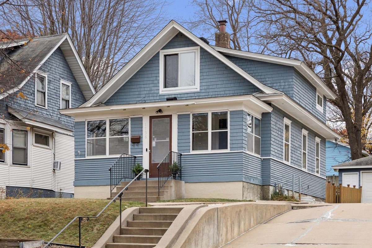 1736 Hubbard Avenue, Saint Paul, MN 55104