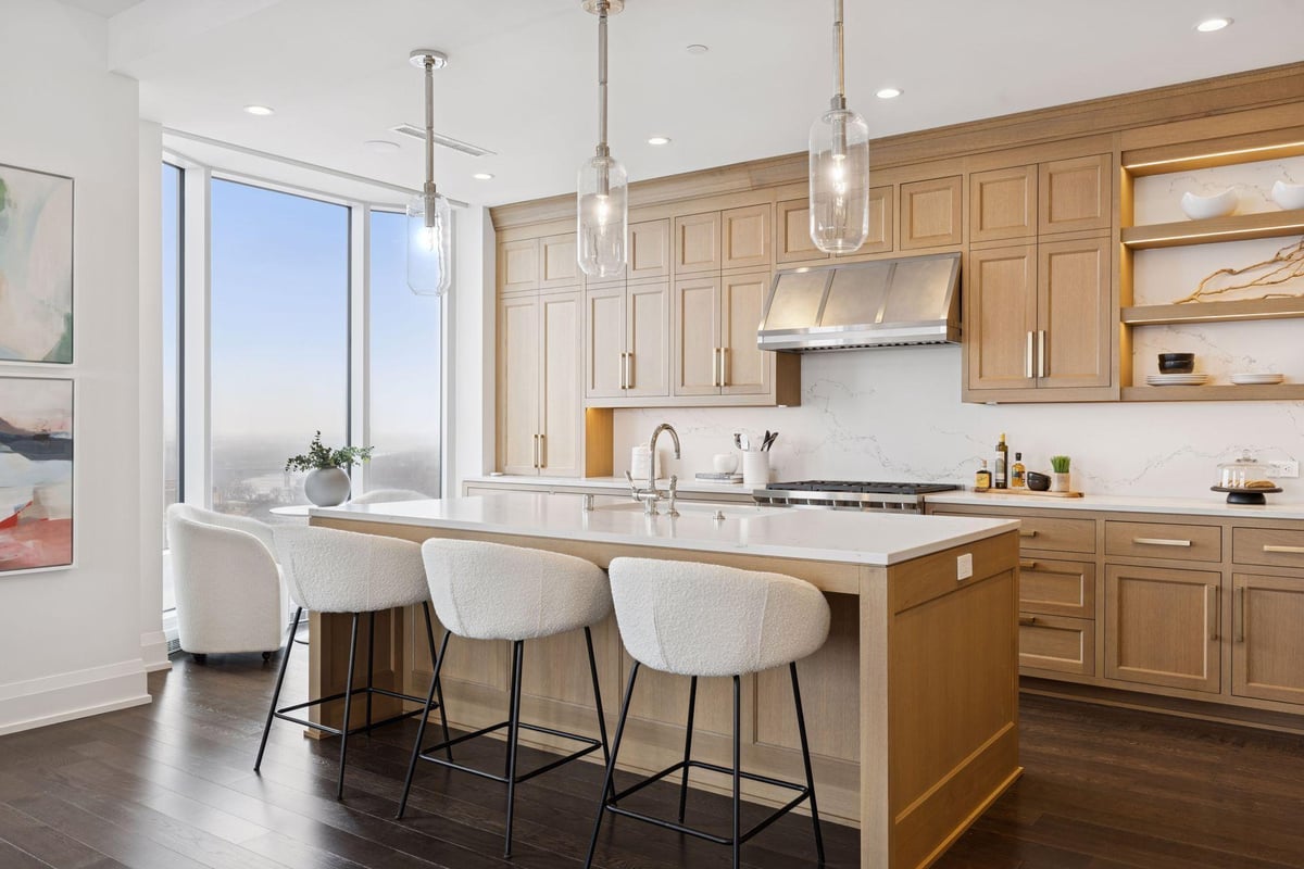 1111 W River Parkway #24C, Minneapolis, MN 55415