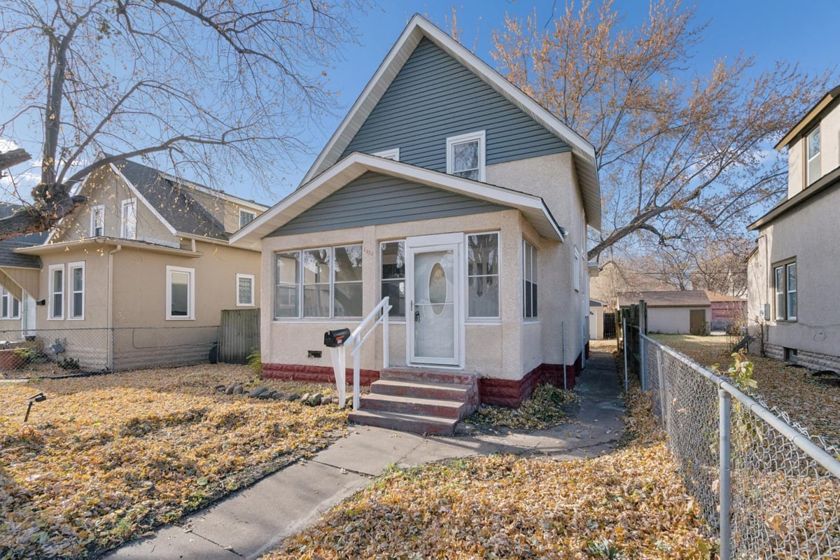 1423 Upton Avenue N, Minneapolis, MN 55411