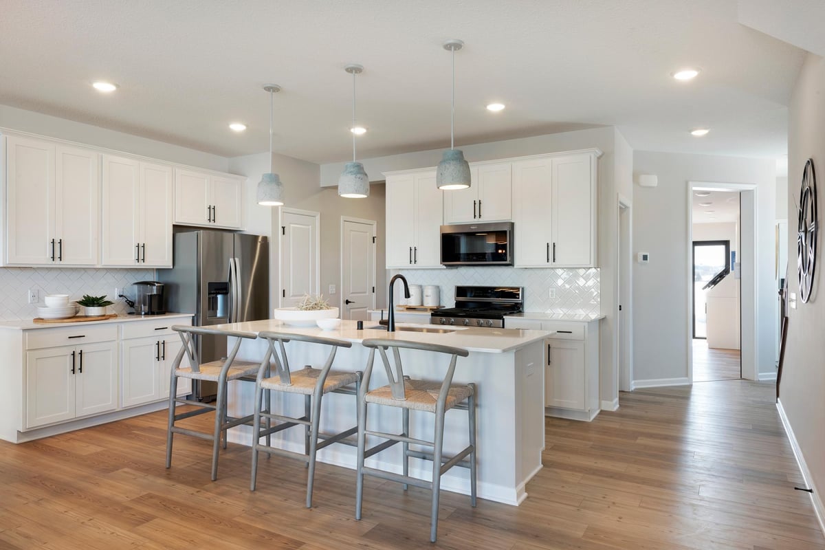 9244 Larimar Trail, Eden Prairie, MN 55347