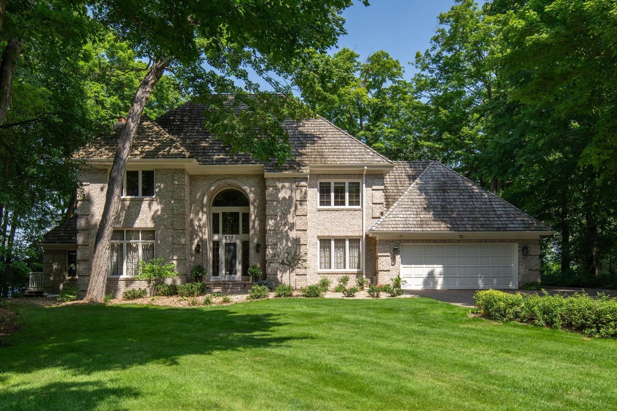 6306 Maple Ridge, Excelsior, MN 55331