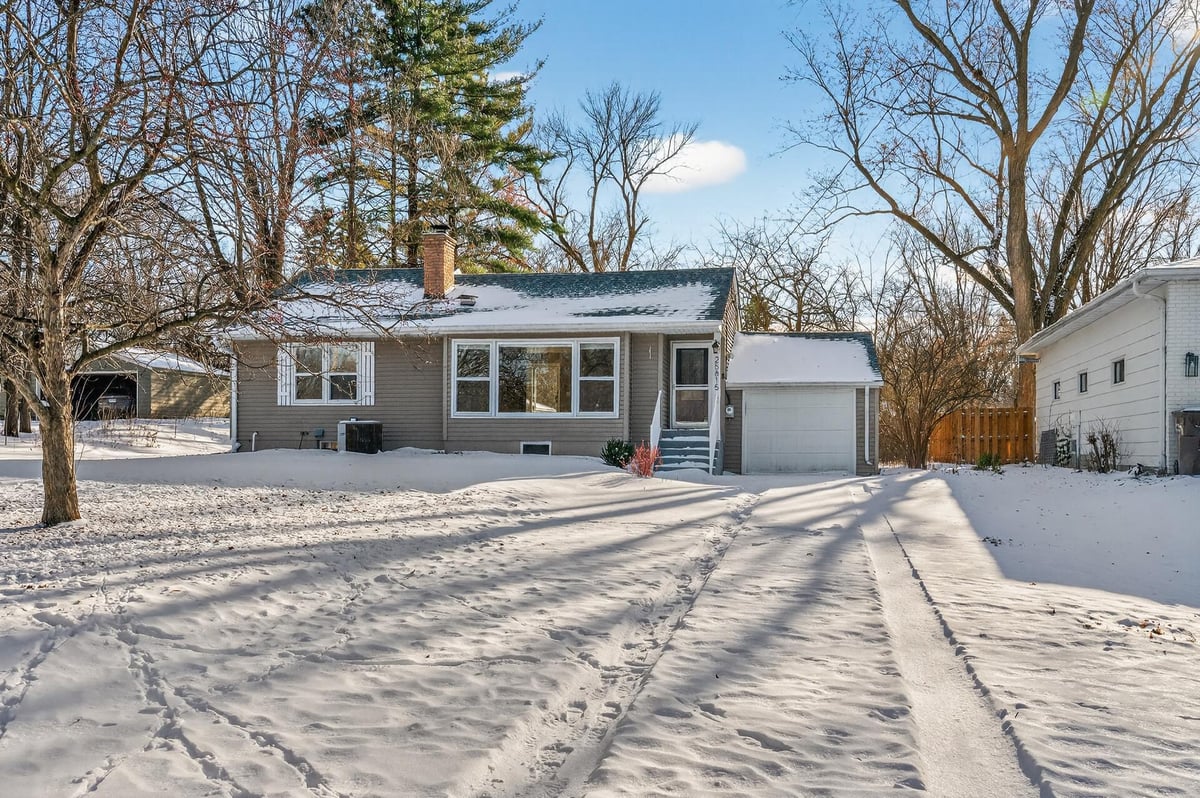 25815 Wild Rose Lane, Excelsior, MN 55331