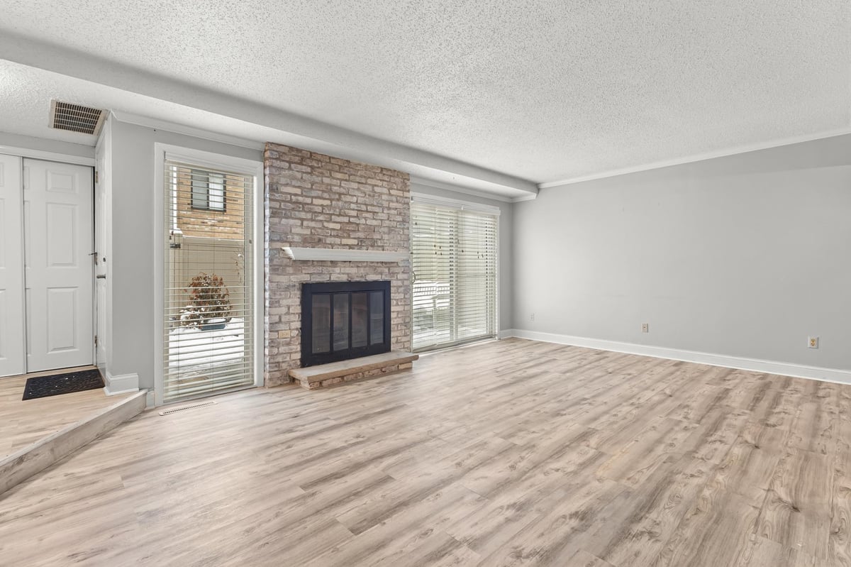 4521 Cedar Lake Road S, Saint Louis Park, MN 55416