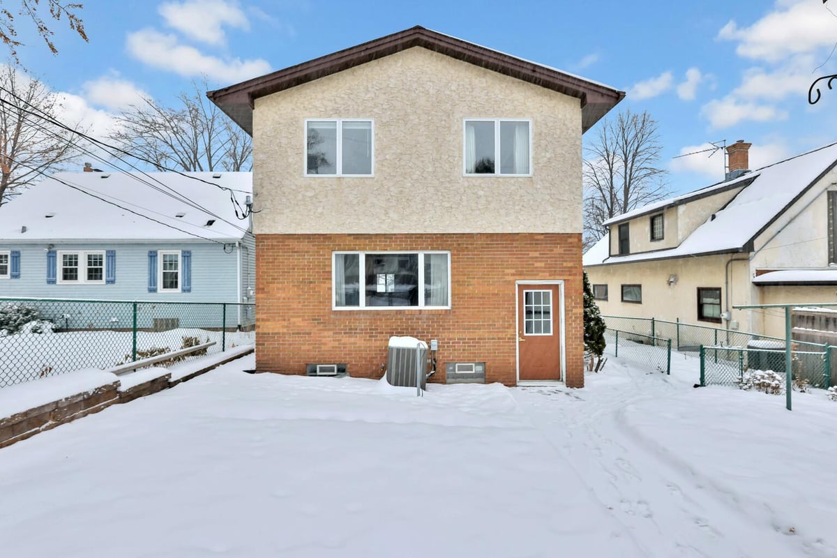 1952 Mckinley Street NE, Minneapolis, MN 55418