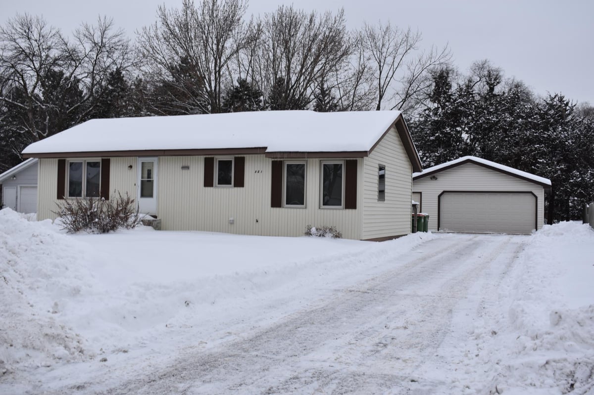 861 83rd Avenue NE, Spring Lake Park, MN 55432
