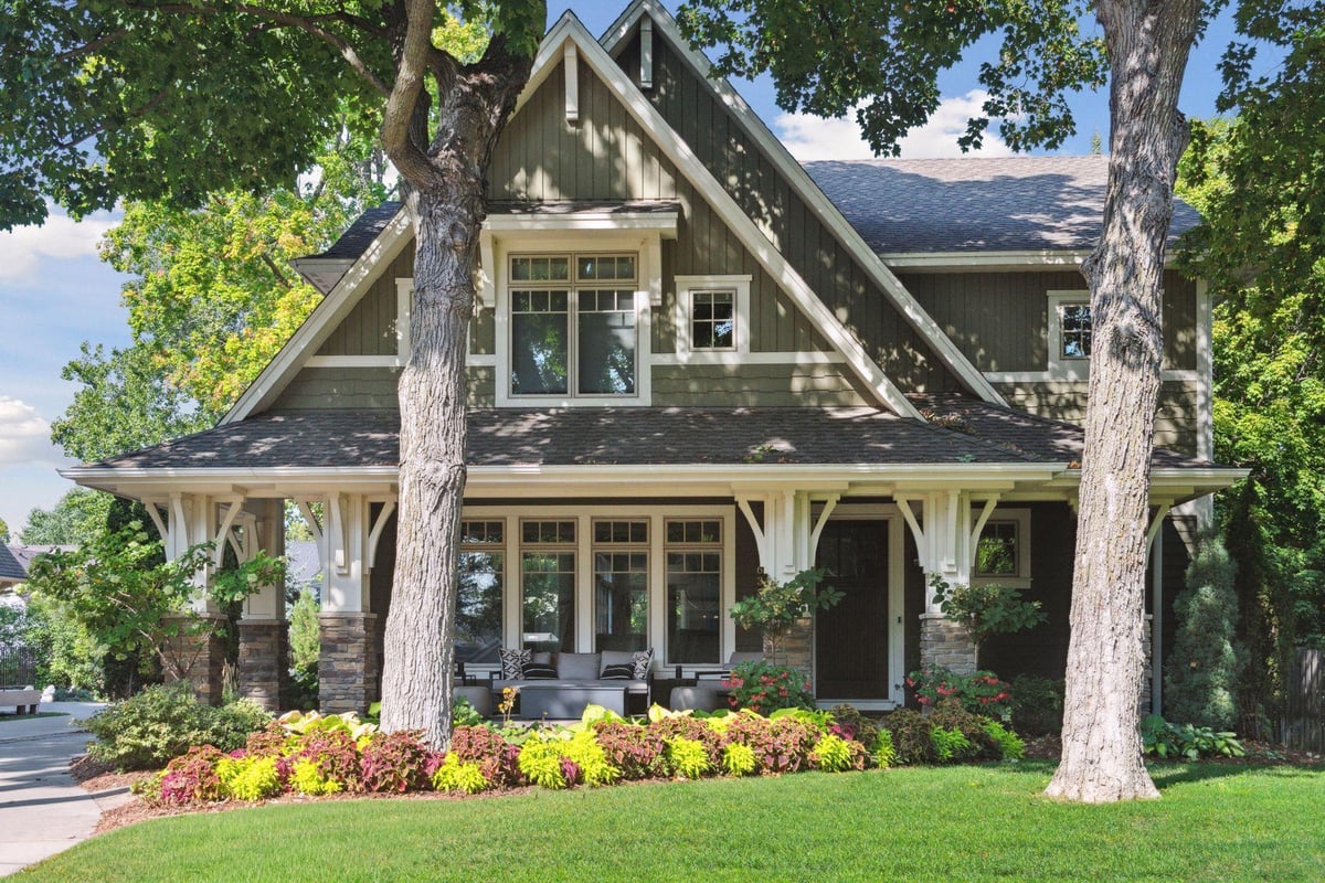 633 Park Street E, Wayzata, MN 55391