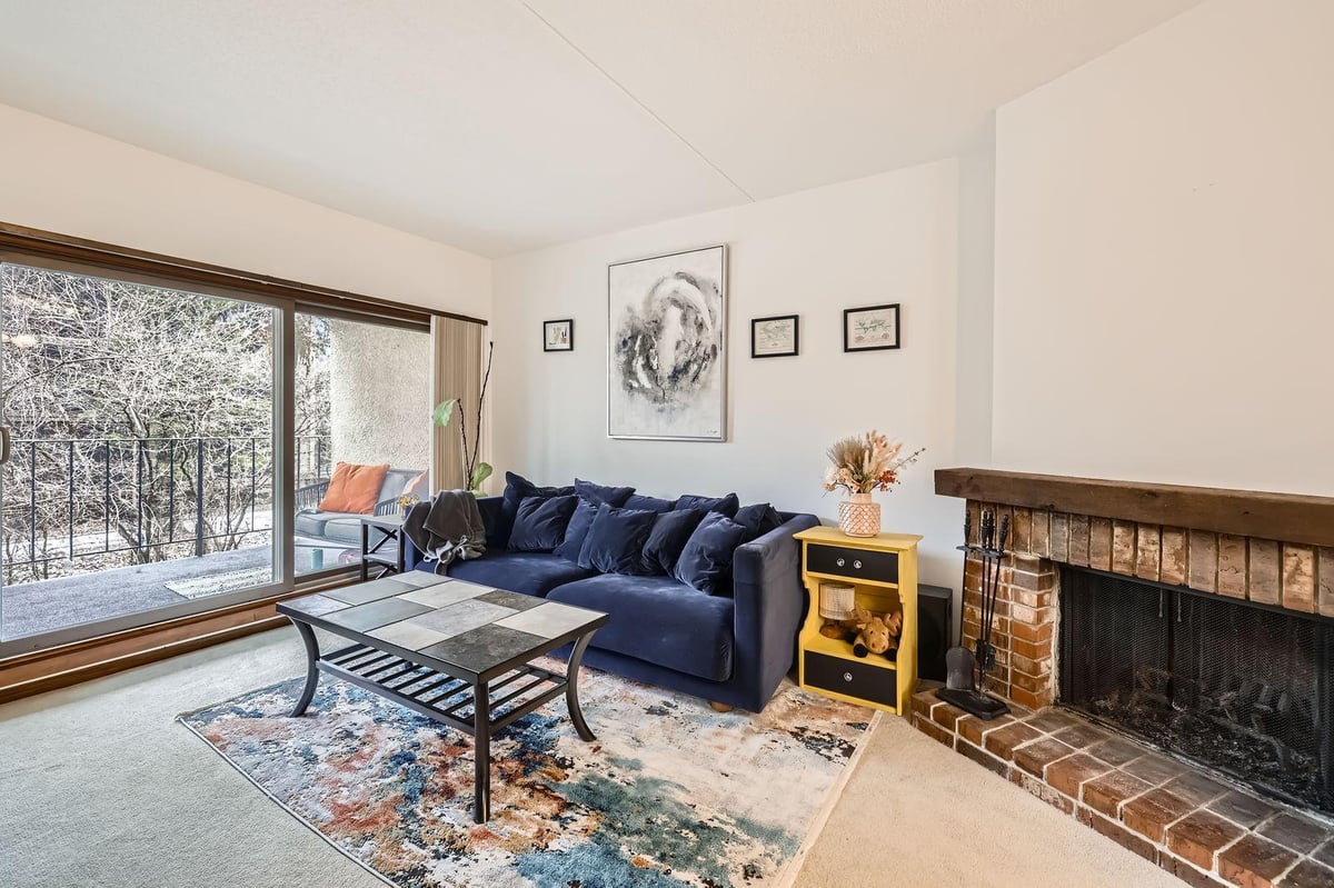 6710 Vernon Avenue S #307, Edina, MN 55436