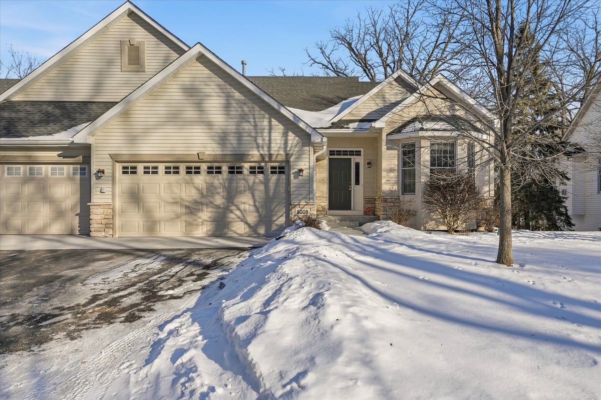 8008 Dunkirk Lane N, Maple Grove, MN 55311