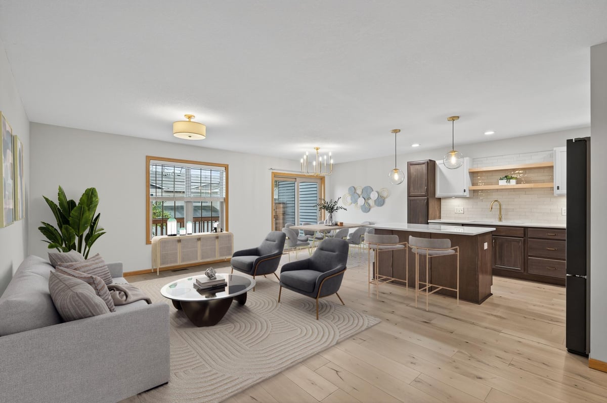 22271 Lilac Way, Forest Lake, MN 55025