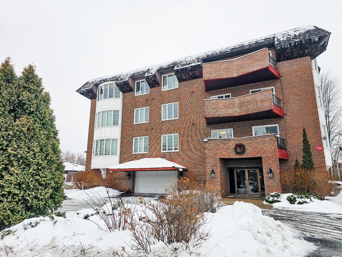 6300 Xerxes Avenue S #31, Edina, MN 55423