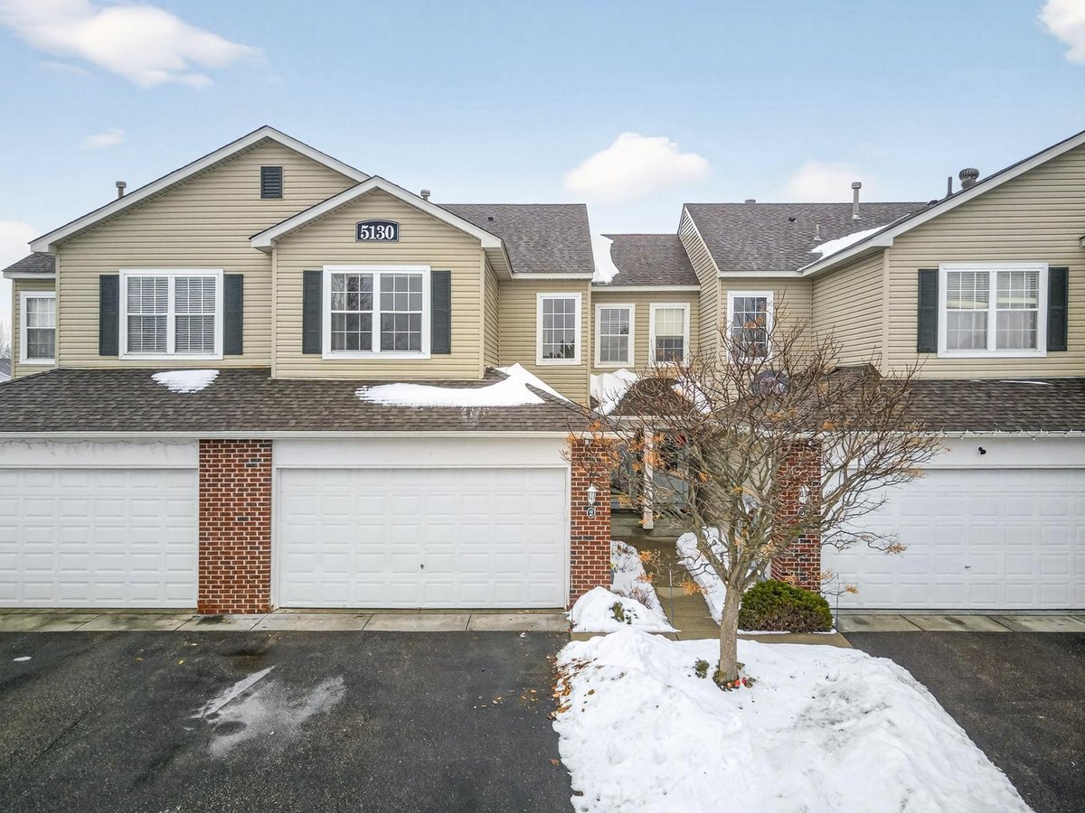 5130 Holly Lane N #2, Plymouth, MN 55446