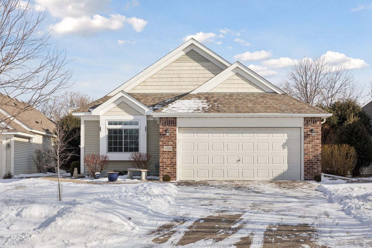 4300 Lawndale Lane N, Plymouth, MN 55446