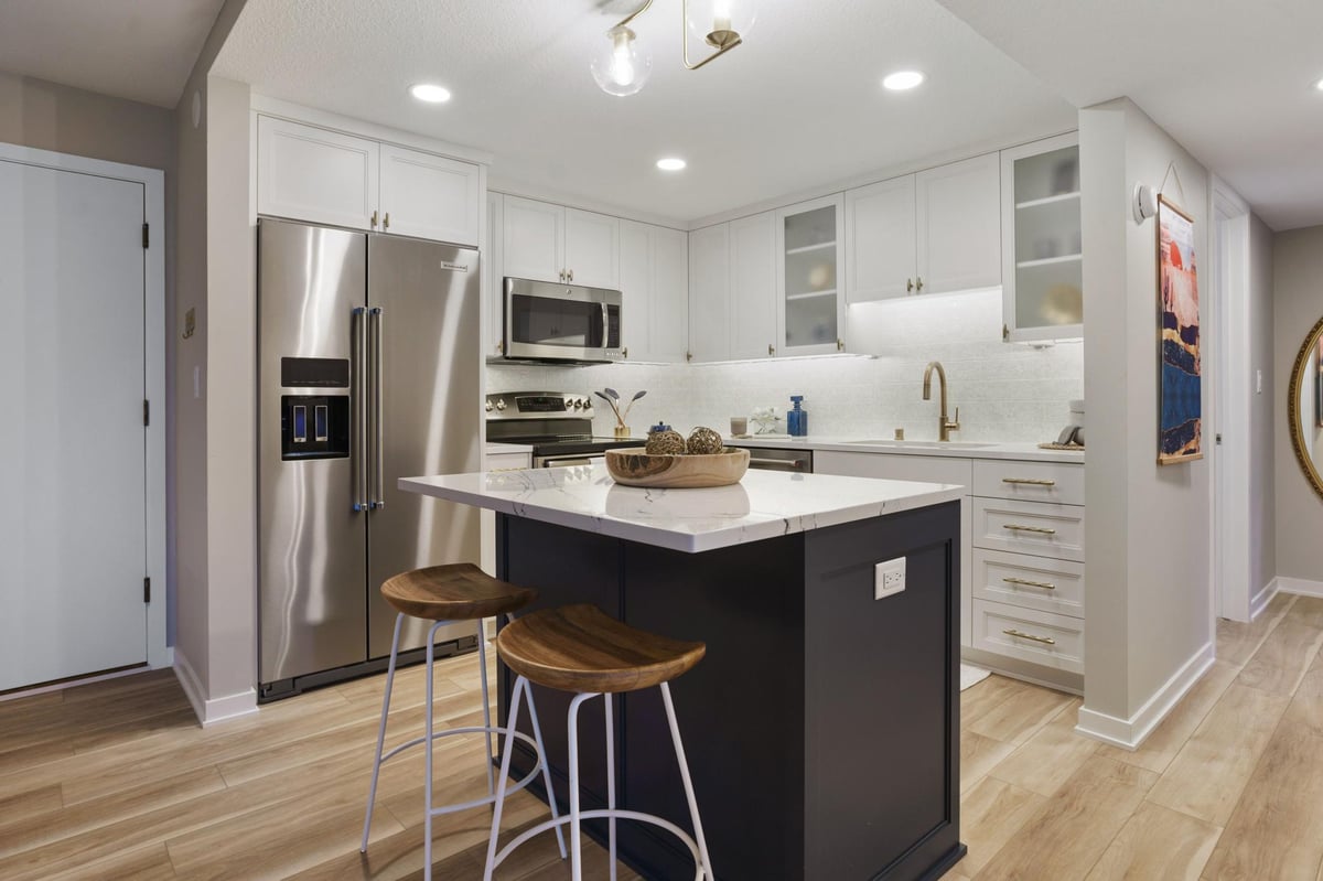 4075 W 51st Street #302 Edina MN 55424