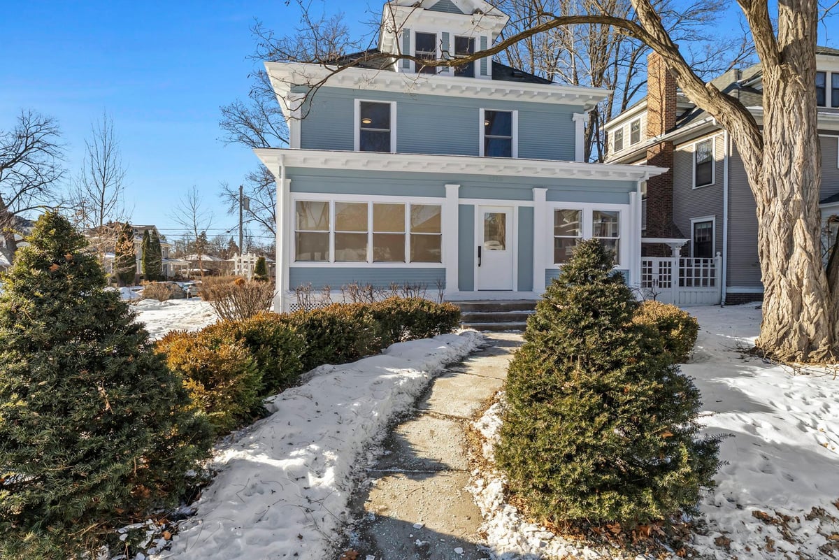 2320 Humboldt Avenue S, Minneapolis, MN 55405