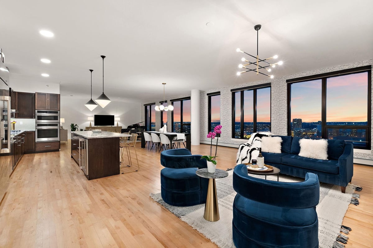 1240 2nd Street S #1226, Minneapolis, MN 55415