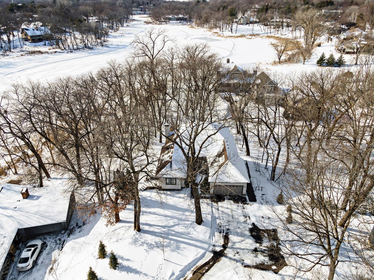 3114 County Road 101 S, Wayzata, MN 55391