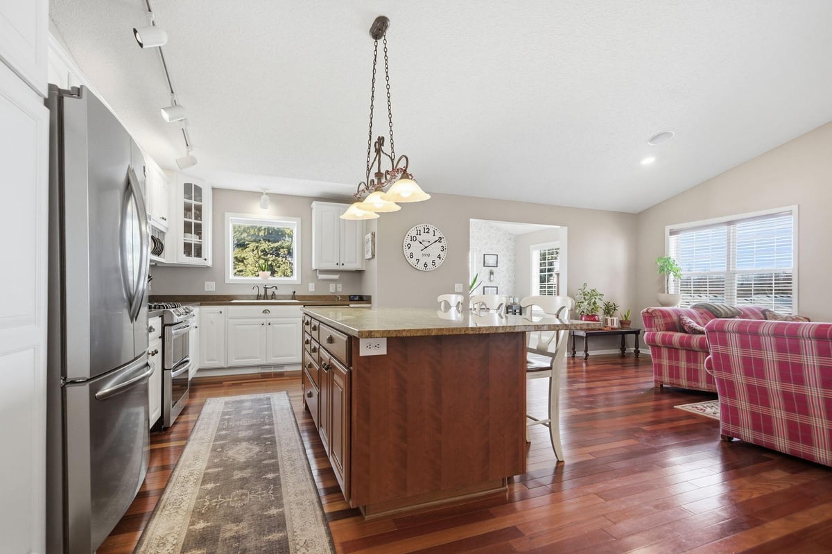 575 Bonita Circle, Delano, MN 55328