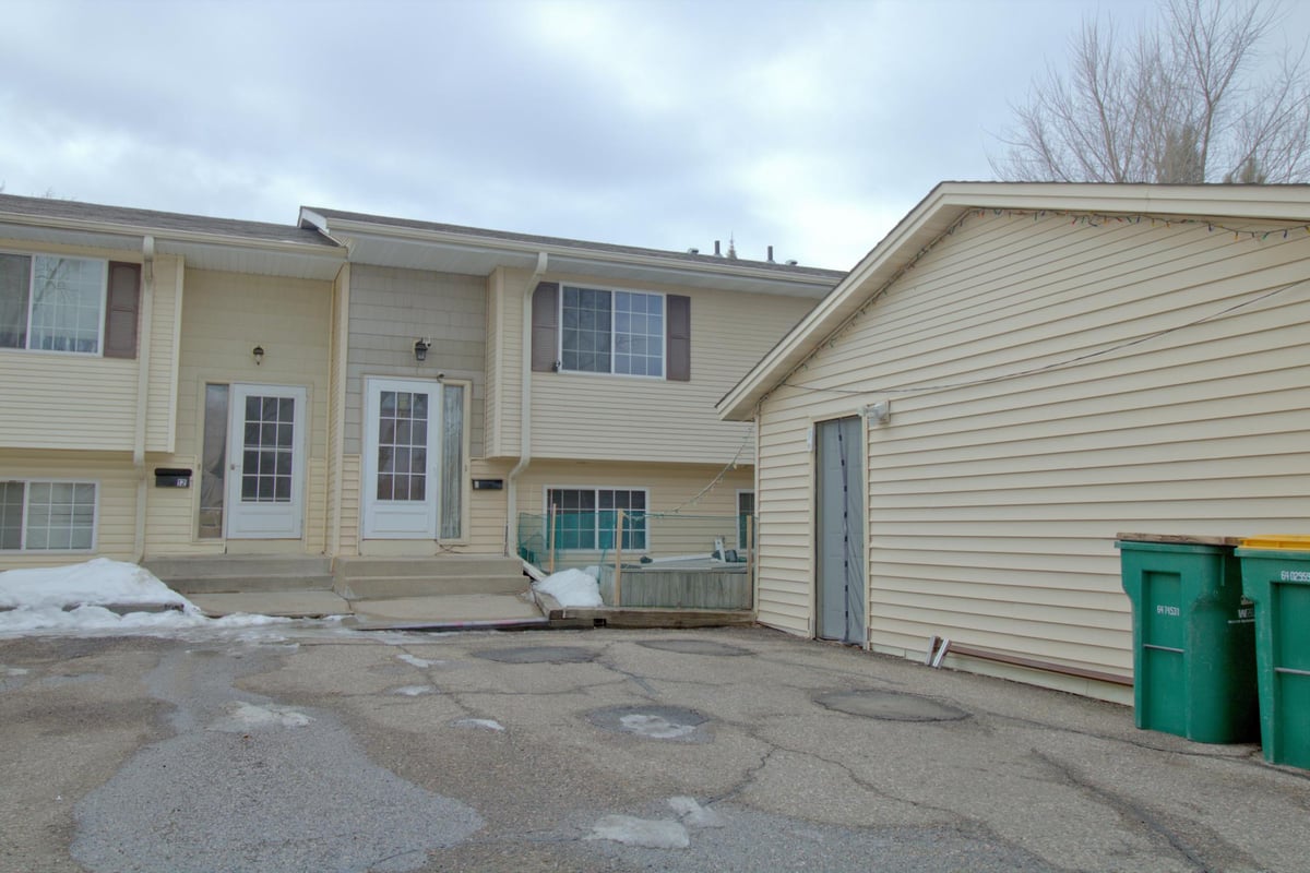 4041 W 125th Street #11, Savage, MN 55378