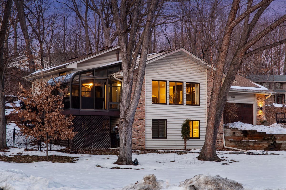 11800 36th Avenue N, Plymouth, MN 55441