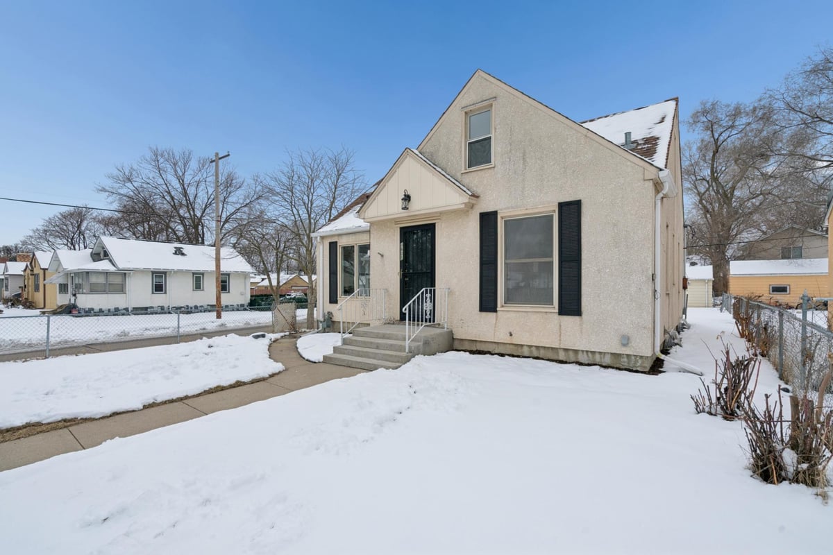 4601 Russell Avenue N, Minneapolis, MN 55412