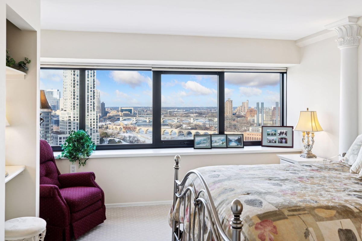 1920 S 1st Street #1904, Minneapolis, MN 55454