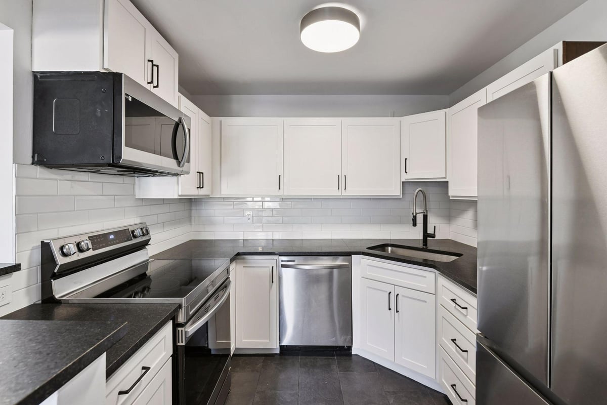 2030 Ridge Drive #31, Saint Louis Park, MN 55416