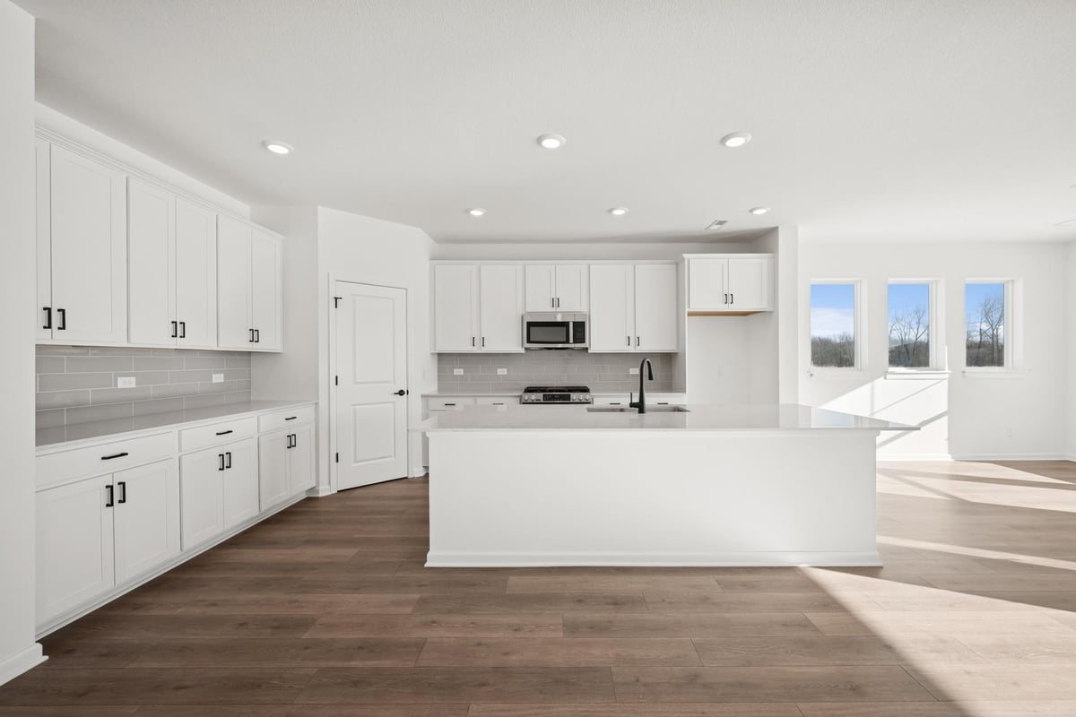 10586 Harbor Lane N, Maple Grove, MN 55369