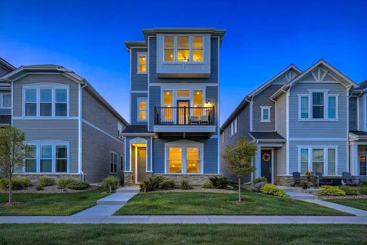 11289 81st Way N, Maple Grove, MN 55369