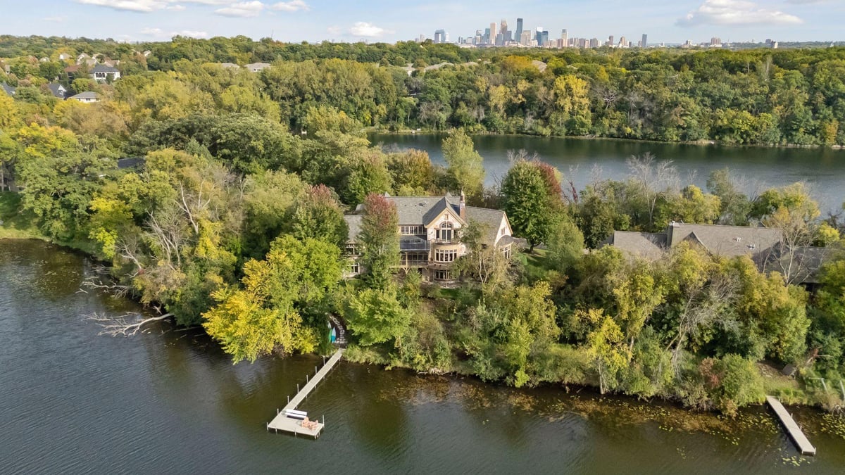 1465 Island Drive, Golden Valley, MN 55422