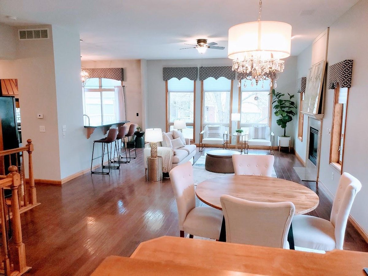 1420 Summit Shores Drive, Burnsville, MN 55306