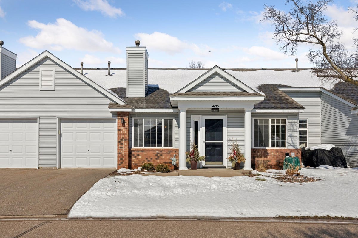 4125 Ruby Lane, Eagan, MN 55122