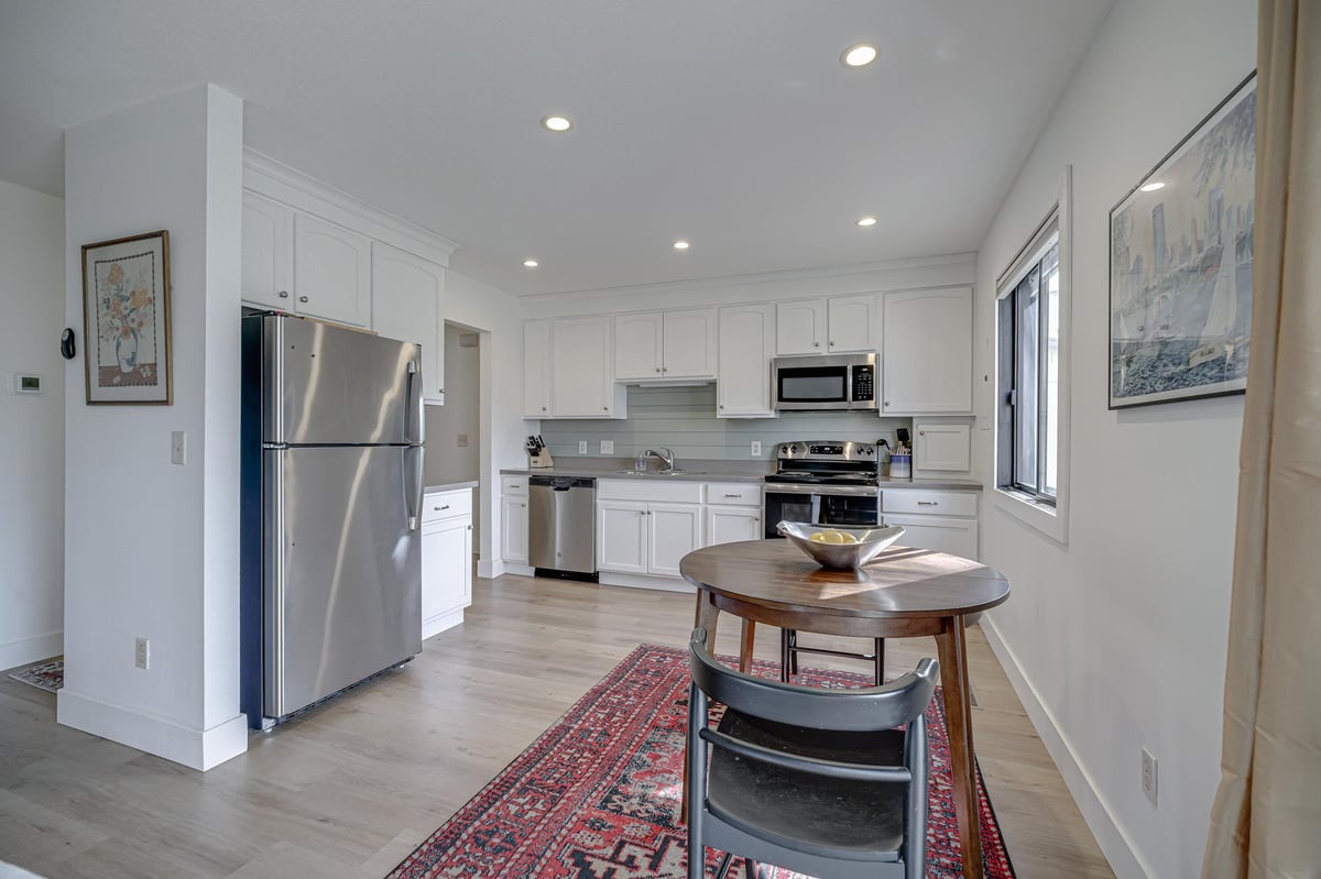 5478 Sanibel Drive, Minnetonka, MN 55343