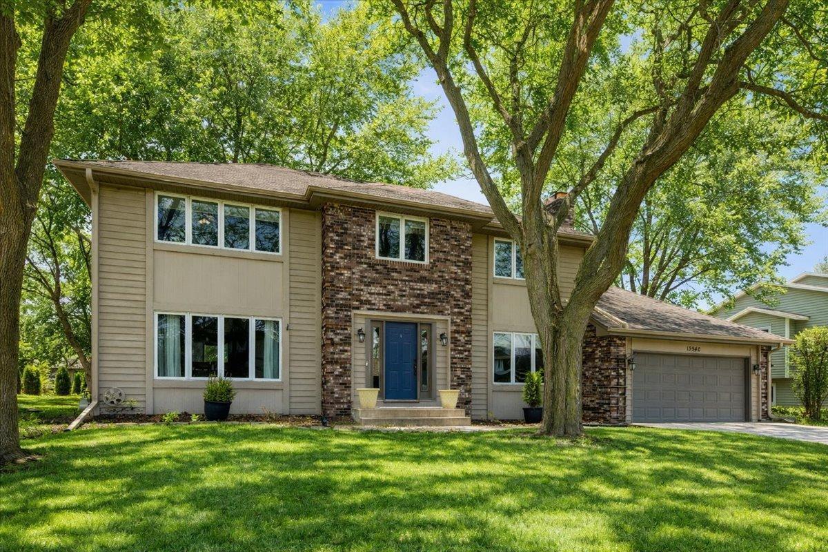 13940 90th Place N, Maple Grove, MN 55369